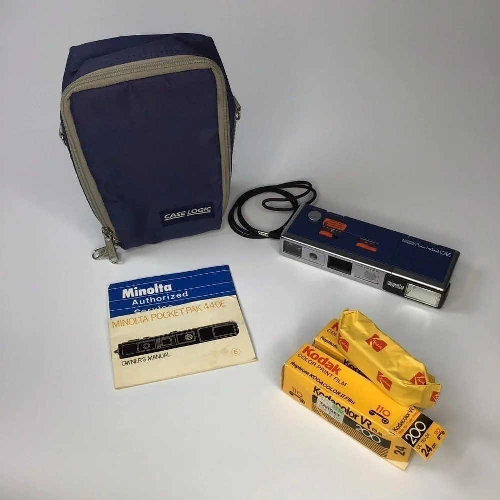 Vintage Minolta Pocket Pak 440e Film Camera.